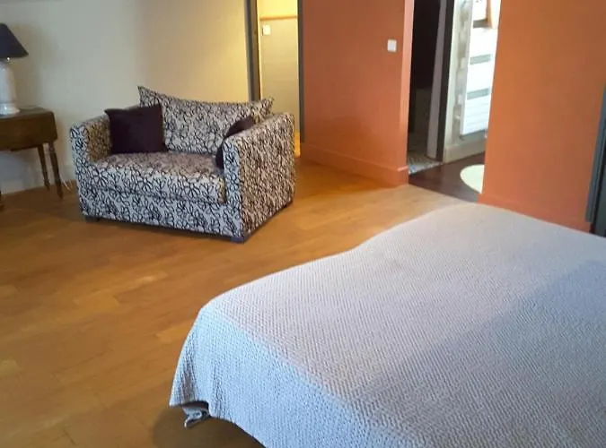 La Maison Du Moulin A Vent Bed & Breakfast 4*